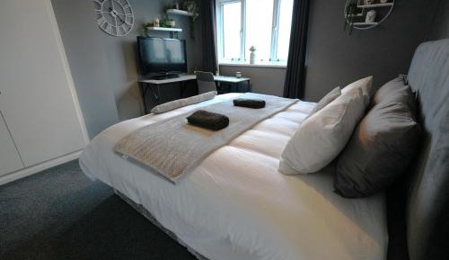 Superior King Room