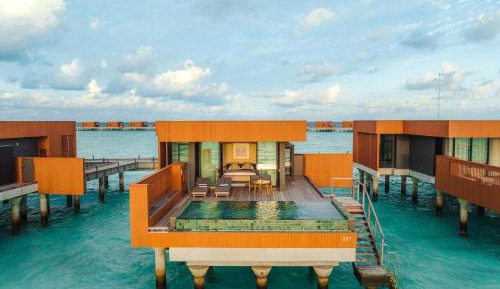 Sunset Ocean Pool Villa