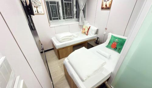 Standard Twin Room