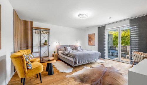 Deluxe Two-Bedroom Apartment with Garden View