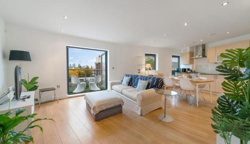 Two-Bedroom Apartment with Balcony