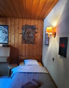 Large Single Room