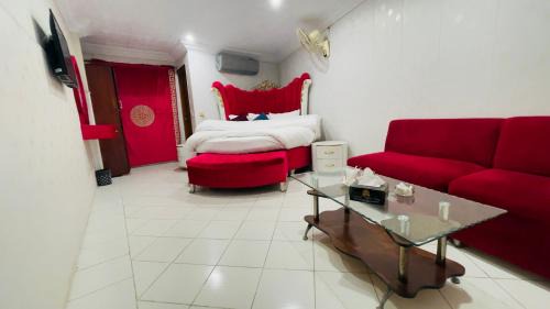 Deluxe Double or Twin Room