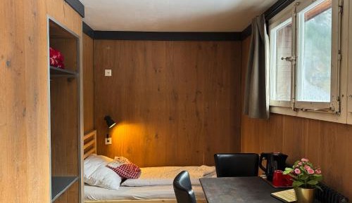 Twin Room with Shared Bathroom