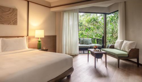 Deluxe Garden View Room