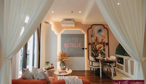 One-Bedroom Apartment with Terrace