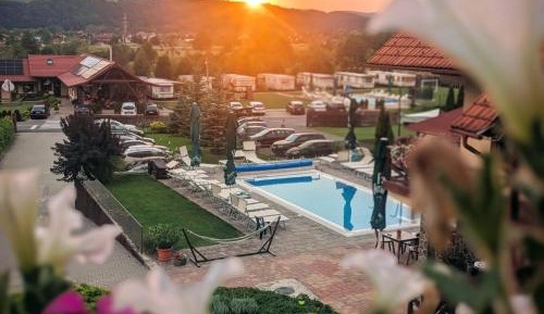 Queen Room with Balcony and Spa Access
