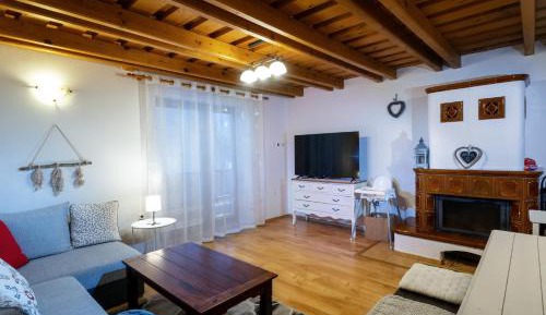 Two-Bedroom Deluxe Apartment with Garden View
