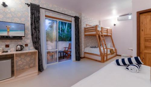 Deluxe Family Room