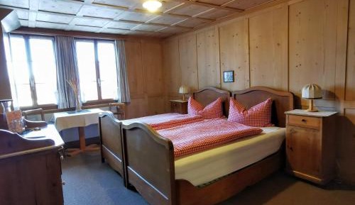 Double or Twin Room with Private Bathroom