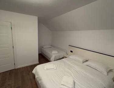 Triple Room with Garden View
