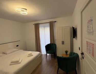 Triple Room with Mountain View