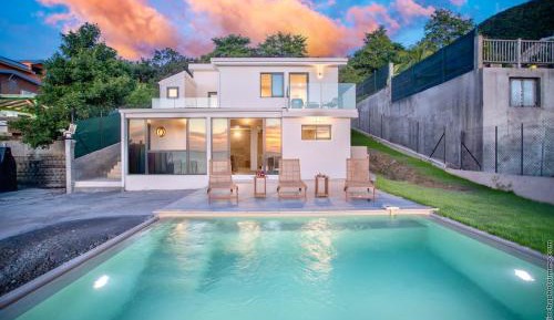 Villa with Private Pool