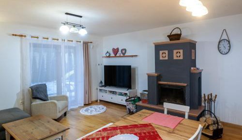 Apartment with Garden View