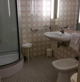 Classic Twin Room