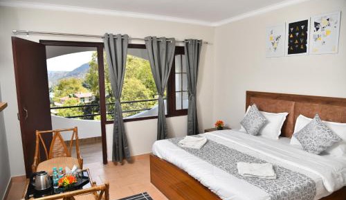Deluxe Double Room with Balcony