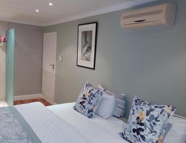 Large Twin Room