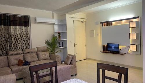 Three-Bedroom Apartment with Balcony