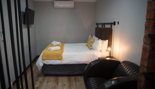 Deluxe Double Room with Bath
