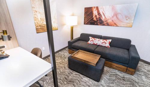 King Suite with Trundle Bed