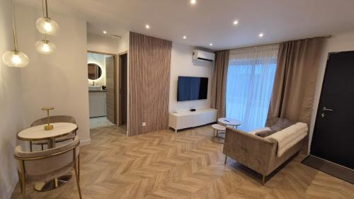 One-Bedroom Villa
