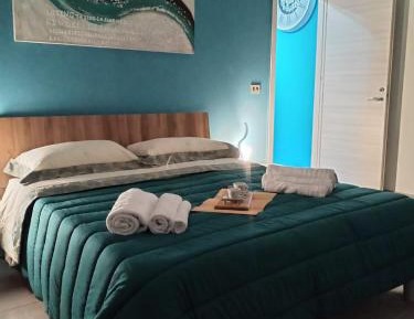 One-Bedroom Apartment with Sea View