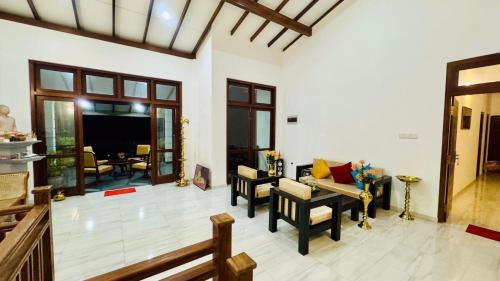 Three-Bedroom Deluxe Apartment