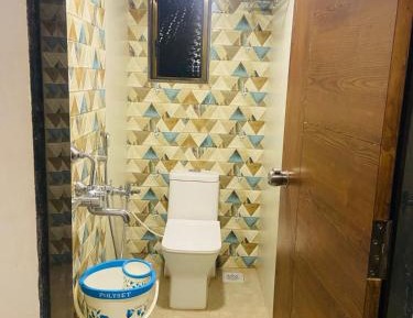 Deluxe Double Room (2 Adults + 1 Child)