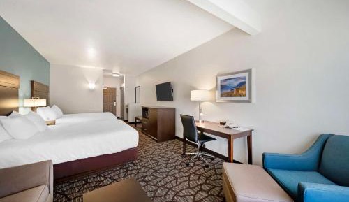 Queen Room with Two Queen Beds and Sofa
