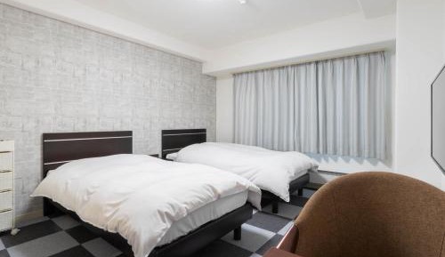 Superior Western Room 707