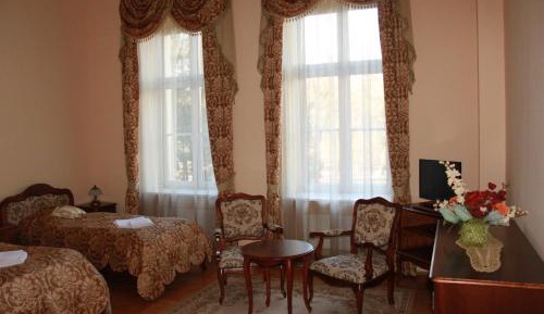 Triple Room with Private Bathroom