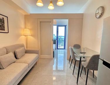 One-Bedroom Apartment with Balcony
