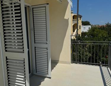 One-Bedroom Apartment with Terrace