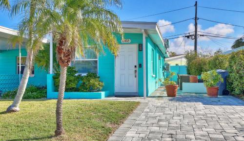 One-Bedroom Holiday Home