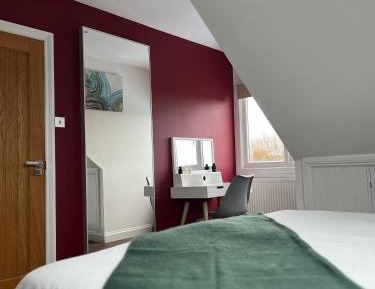 Deluxe Apartment