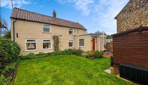 Two-Bedroom Holiday Home