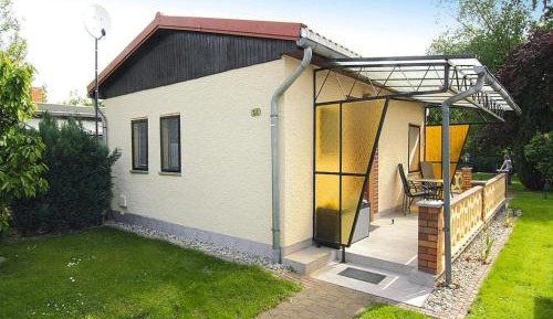 One-Bedroom Holiday Home