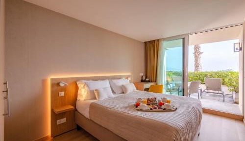 Double Room with Sea View and Terrace - Ground Floor