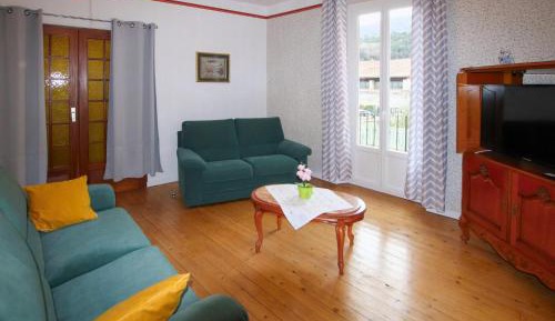 Two-Bedroom Holiday Home