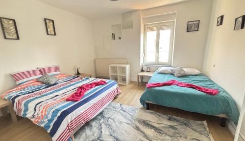 One-Bedroom Apartment with City View