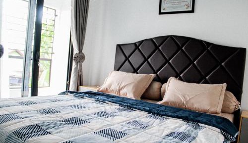 Double Room with Balcony (2 Adults + 1 Child)