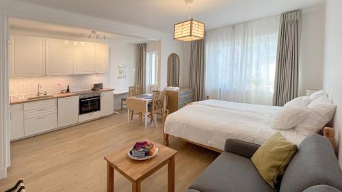 Studio Apartment with Balcony