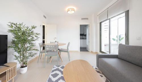 Superior Apartment with City View