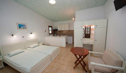 Quadruple Room with Terrace