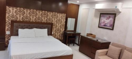 Deluxe Suite