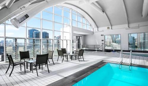 Two-Bedroom Deluxe Apartment with Balcony