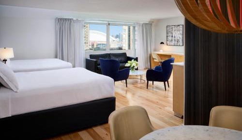 Queen Suite with Two Queen Beds - Non-Smoking
