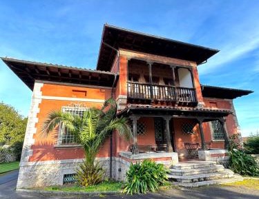  Five-Bedroom House