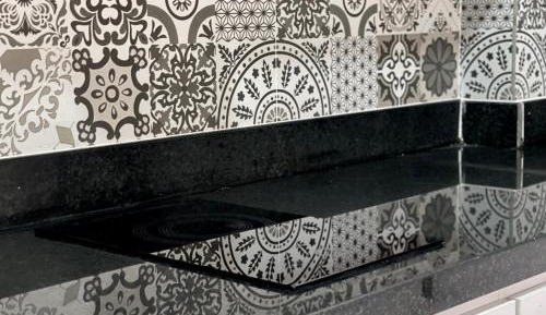 One-Bedroom Apartment with Balcony