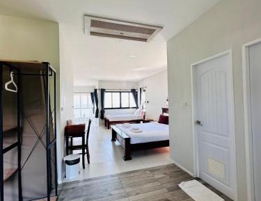Deluxe Double Room with Balcony and Sea View